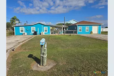 8 Mesquite Street, Palacios, TX 77465 - Photo 26