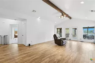 195 Cheyenne Ln, Kingsbury, TX 78638 - Photo 12