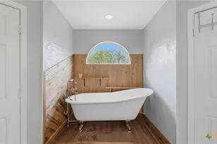 195 Cheyenne Ln, Kingsbury, TX 78638 - Photo 16