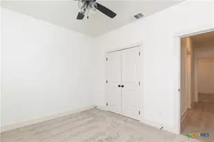 2021 Stillwell St, Nolanville, TX 76559 - Photo 20