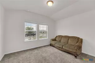 206 Bankside Dr, Hutto, TX 78634 - Photo 18