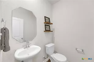 206 Bankside Dr, Hutto, TX 78634 - Photo 16