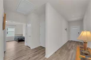 206 Bankside Dr, Hutto, TX 78634 - Photo 2