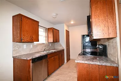 928 Randa Street, Copperas Cove, TX 76522 - Photo 6