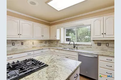 1828 Cypress Rapids Drive, New Braunfels, TX 78130 - Photo 24