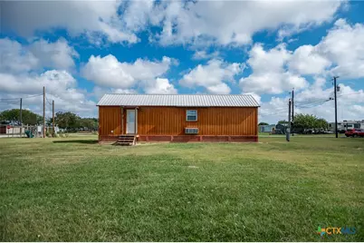 1101 W Houston Avenue, Seadrift, TX 77983 - Photo 20