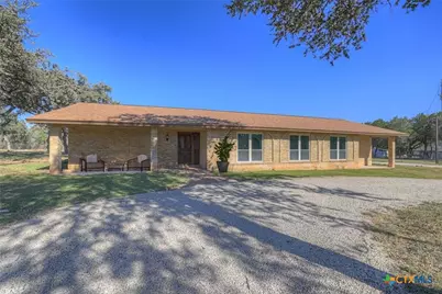 1080 Forest Trail, New Braunfels, TX 78132 - Photo 6