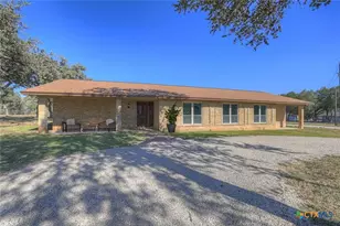 1080 Forest Trail, New Braunfels, TX 78132 - Photo 6