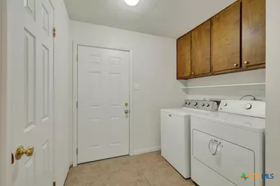 1080 Forest Trail, New Braunfels, TX 78132 - Photo 34