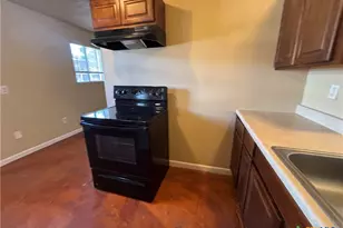 915 S 15th St, Copperas Cove, TX 76522 - Photo 14