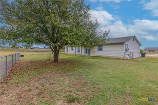 788 Coopers Crossing Blvd, China Spring, TX 76633 - Photo 4