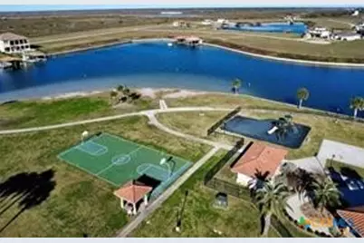 286 Blanc Court, Port O'Connor, TX 77982 - Photo 2