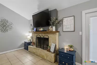 417 Dove, Victoria, TX 77905 - Photo 10