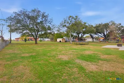 417 Dove, Victoria, TX 77905 - Photo 26