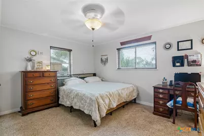 417 Dove, Victoria, TX 77905 - Photo 14