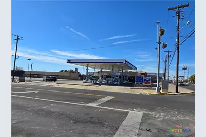 907 N Gray Street, Killeen, TX 76541 - Photo 4