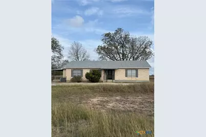 4689 County Road 302, Runge, TX 78151 - Photo 32