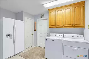 124 Gardenridge Dr, Seguin, TX 78155 - Photo 28