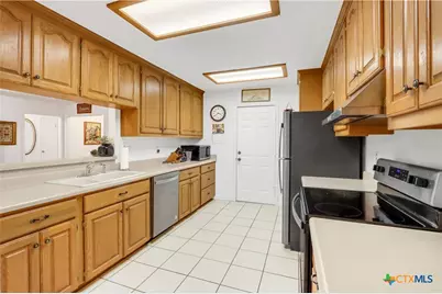 124 Gardenridge Drive, Seguin, TX 78155 - Photo 12