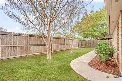 124 Gardenridge Drive, Seguin, TX 78155 - Photo 8