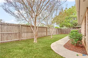 124 Gardenridge Dr, Seguin, TX 78155 - Photo 8