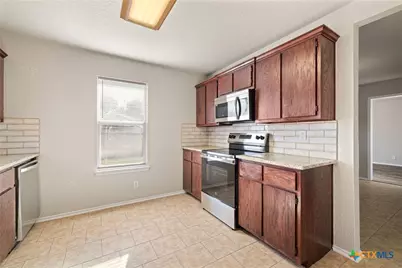 115 McCullough Loop, Temple, TX 76502 - Photo 10