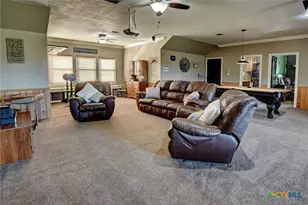 321 Co Rd 351A, Shiner, TX 77984 - Photo 26