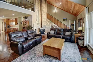 321 Co Rd 351A, Shiner, TX 77984 - Photo 6