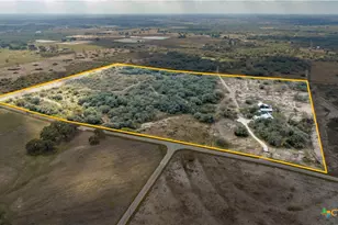 698 Hilbrich Rd, Westhoff, TX 77994 - Photo 2