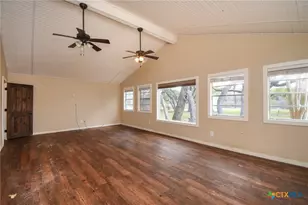 197 Live Oak Dr, Inez, TX 77968 - Photo 12