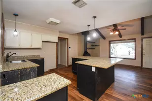 197 Live Oak Dr, Inez, TX 77968 - Photo 10