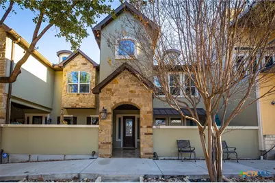 961 N Academy Avenue, New Braunfels, TX 78130 - Photo 1