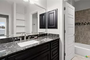 961 N Academy Ave, New Braunfels, TX 78130 - Photo 24