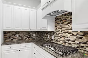 961 N Academy Ave, New Braunfels, TX 78130 - Photo 14