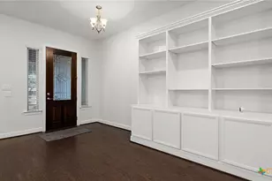 961 N Academy Ave, New Braunfels, TX 78130 - Photo 10