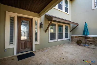 961 N Academy Avenue, New Braunfels, TX 78130 - Photo 4