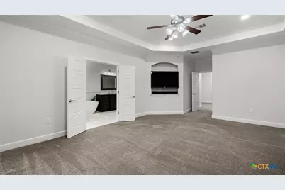 961 N Academy Avenue, New Braunfels, TX 78130 - Photo 16