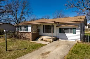 302 Easy St, Copperas Cove, TX 76522 - Photo 2
