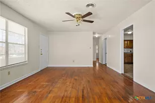 302 Easy St, Copperas Cove, TX 76522 - Photo 6