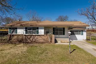 302 Easy St, Copperas Cove, TX 76522 - Photo 2