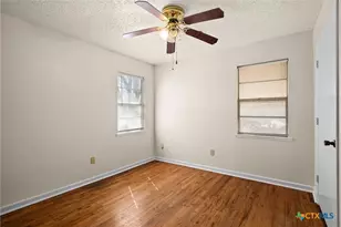 302 Easy St, Copperas Cove, TX 76522 - Photo 14