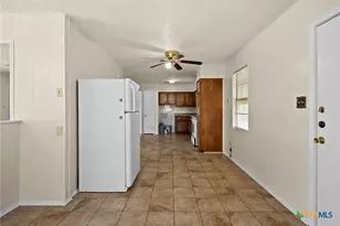 302 Easy St, Copperas Cove, TX 76522 - Photo 8