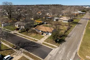 302 Easy St, Copperas Cove, TX 76522 - Photo 22