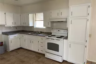 302 Easy St, Copperas Cove, TX 76522 - Photo 8