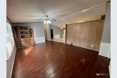 621 Buck Trail, Canyon Lake, TX 78133 - Photo 2