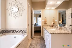 407 Woodway Dr, Victoria, TX 77904 - Photo 18