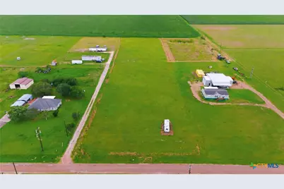 612 Wischkaemper Road, Victoria, TX 77905 - Photo 6