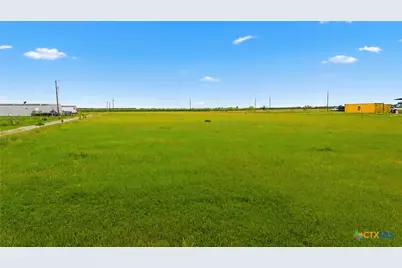 612 Wischkaemper Road, Victoria, TX 77905 - Photo 2