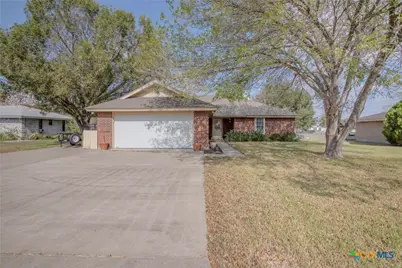 204 Grouse Road, Victoria, TX 77905 - Photo 1