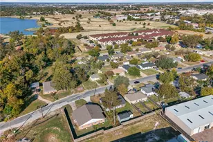 113 S 41st St, Temple, TX 76504 - Photo 14